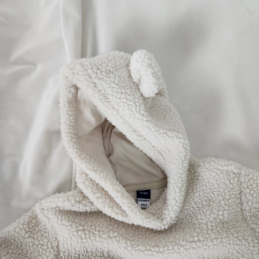 Old Navy 12-18 month sherpa hooded pocket bubble romper - Picture 3 of 4